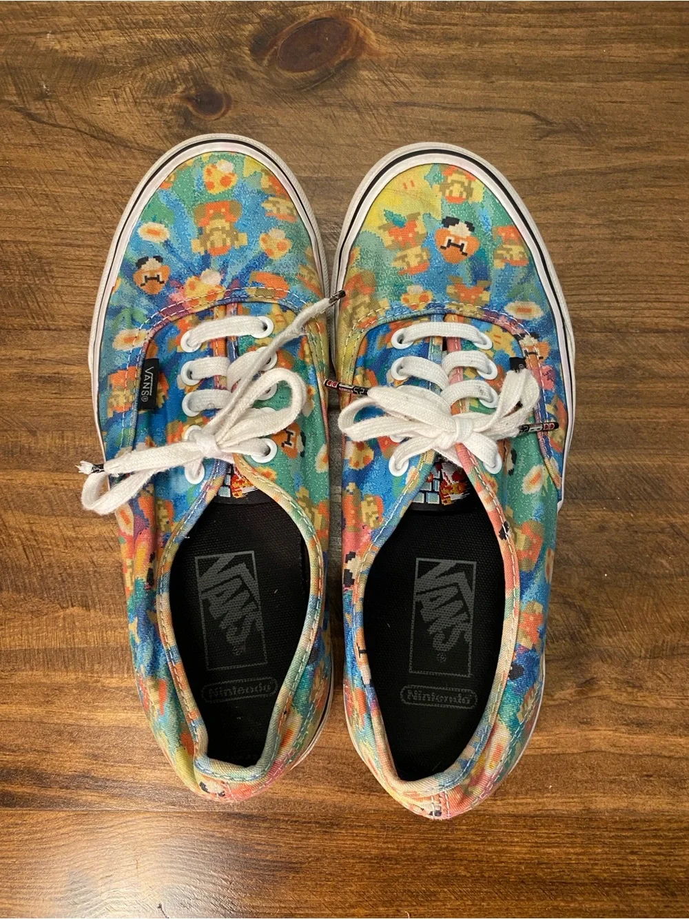Vans Nintendo Mario Bros. Canvas Low-Top Sneakers - women’s 8.5 / men’s 7